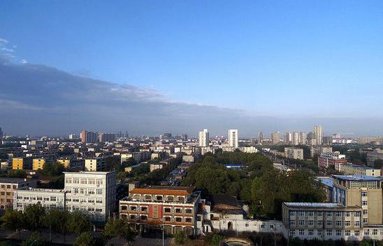 邢台市领导与市民共话发展